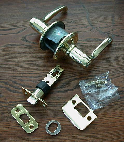 Interior door knob kit